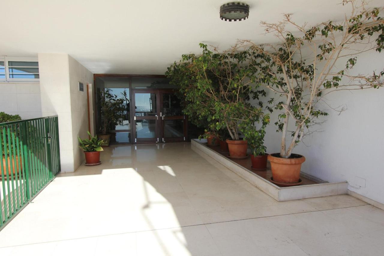 Apartamento Frente Al Mar Малага Экстерьер фото
